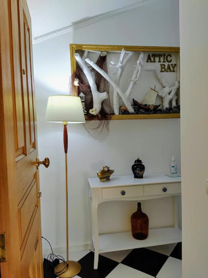 Attic Bay Apartment กามารา ดิ โลบุช ภายนอก รูปภาพ