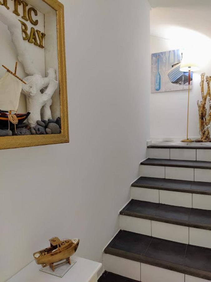 Attic Bay Apartment กามารา ดิ โลบุช ภายนอก รูปภาพ